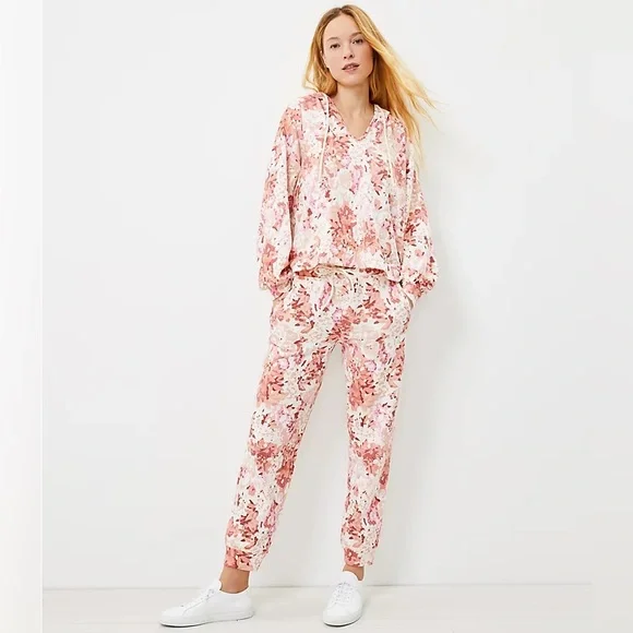 Lou & Grey In Bloom Floral Terry Hoodie - Picture 2 of 10